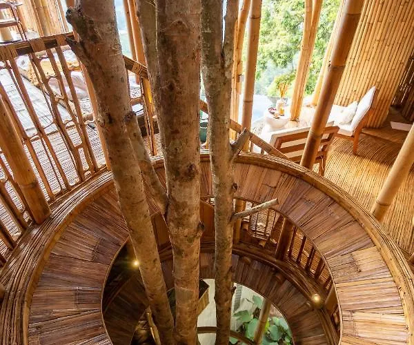 Villa Cliffside Bamboo Treehouse With Heated Pool And View Bungbungan