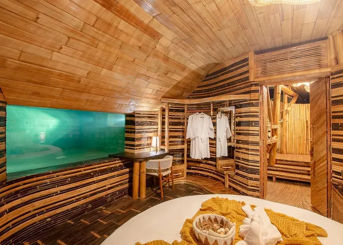 Cliffside Bamboo Treehouse With Heated Pool And View
