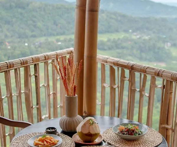 Villa Cliffside Bamboo Treehouse With Heated Pool And View *